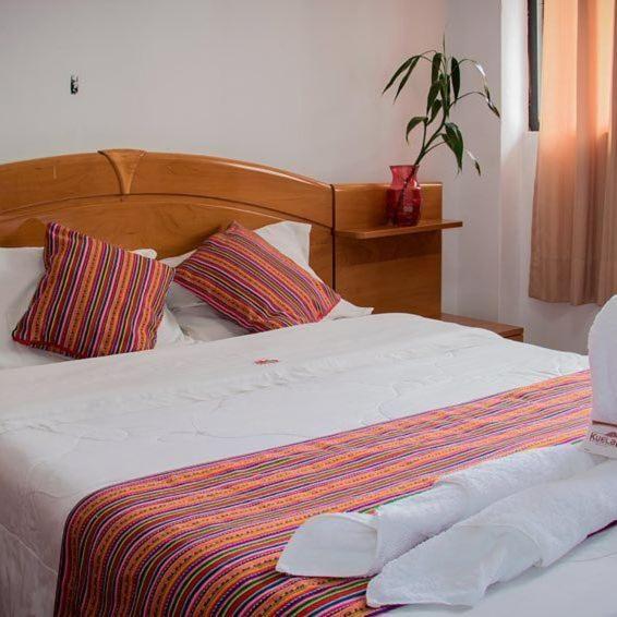 Hotel Kuelap チャチャポヤス エクステリア 写真